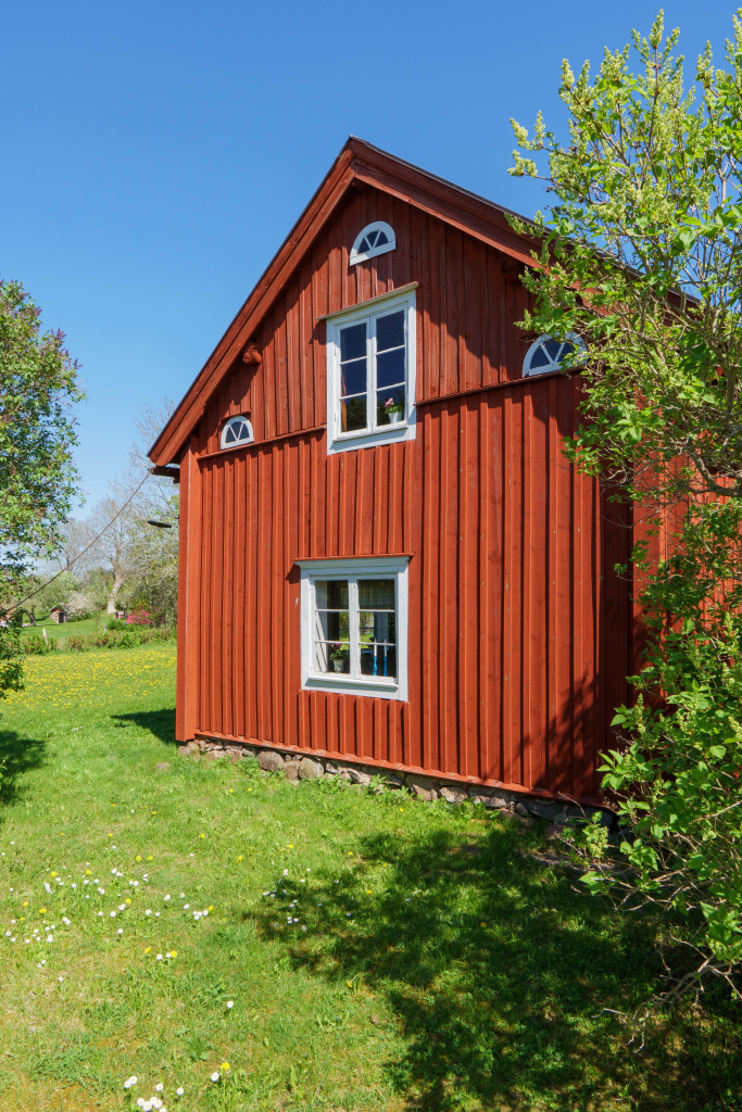 Morastugan, västerfasaden, maj 2024